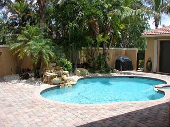 2nd image of 2486 Provence Cir