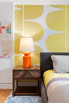 Sold by Compass | media 9