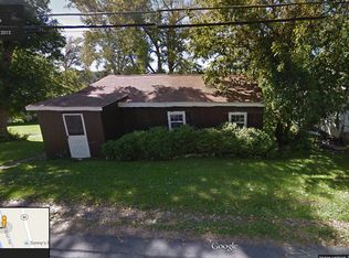 6943 River Rd, Cayuga, NY 13034