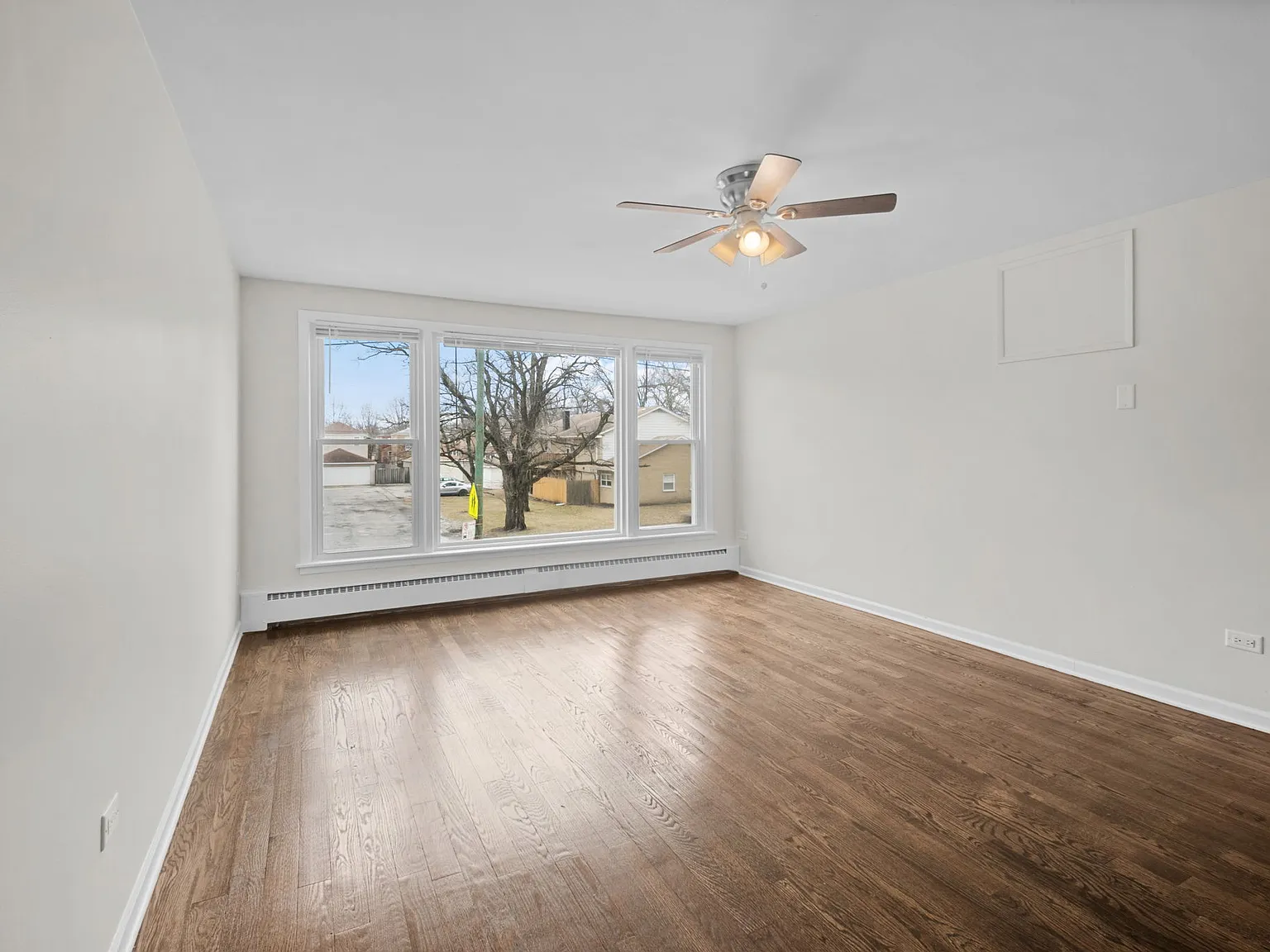 2 bed, 1000 sqft, $2,000 — Photo 4