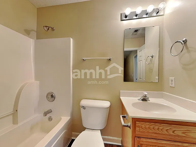 5783 Hillary St — Photo 16