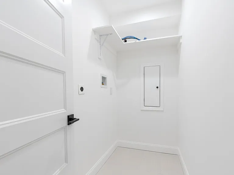 436 Manton St — Photo 24