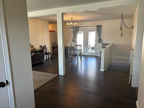 2nd image of 1962 N Country Club Rd