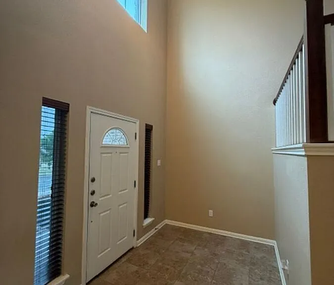 3014 Bent Tree Dr — Photo 2