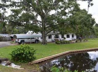 700 E 8th St, Lynn Haven, FL 32444