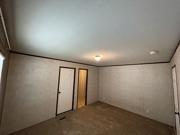 4th image of 516 Courtland Ln #217