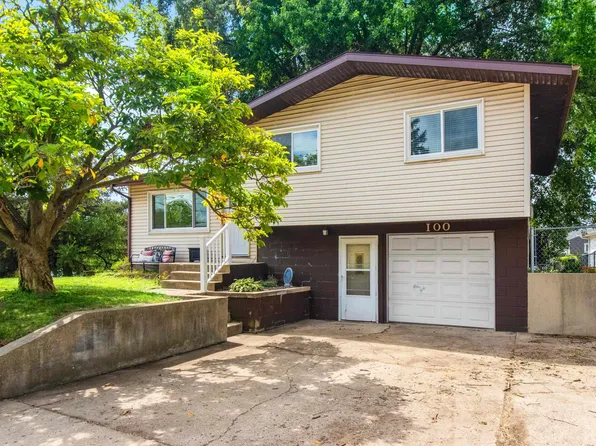 100 Spruce St, East Peoria, IL 61611