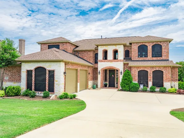 1009 Hilltop Dr, Lavon, TX 75166