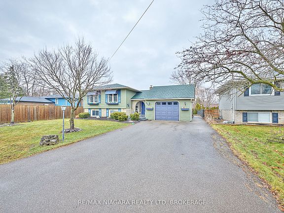 2nd image of 698 Buffalo Rd