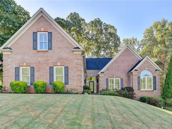 577 Star Flower Ln, Sugar Hill, GA 30518