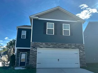 112 Golden Rod Dr, Bluff City, TN 37618