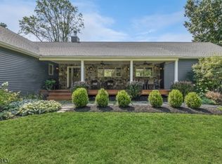 215 Hickory Corner Rd, Milford, NJ 08848