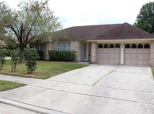 16915 Summer Dew Ln, Houston, TX 77095