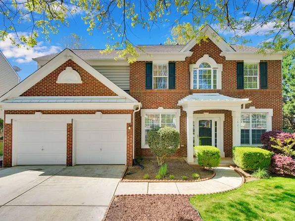 14213 Eldon Dr, Charlotte, NC 28277