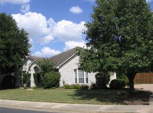 11033 River Plantation Dr, Austin, TX 78747