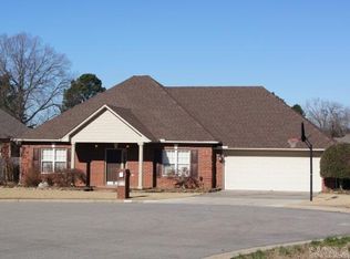 2702 Colony Cir, Searcy, AR 72143