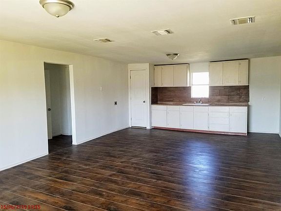 3rd image of 1512 Avenue D
