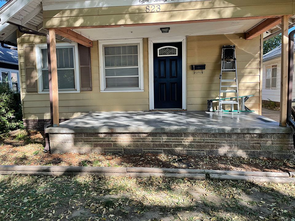 1st image of 823 Gypsum Ave