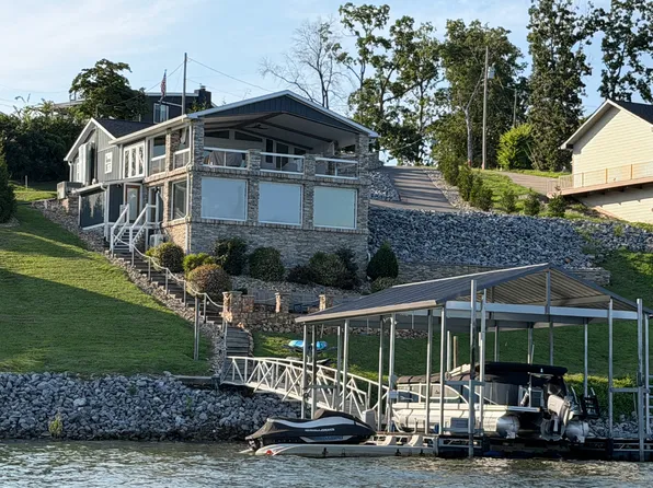 68 Paradise Point Rd, Gilbertsville, KY 42044