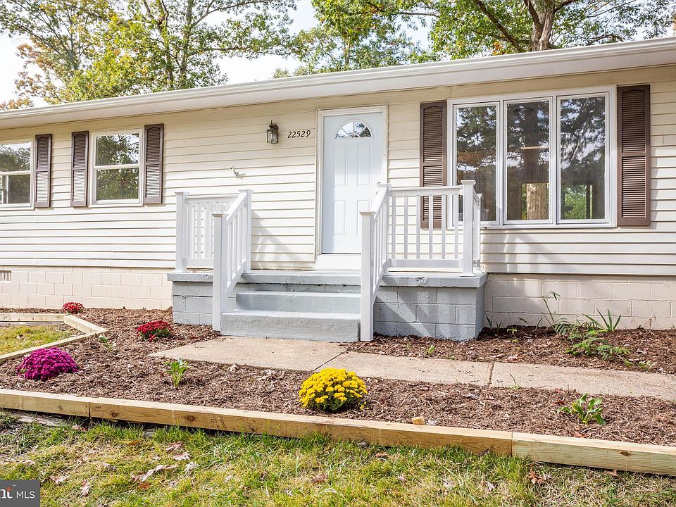 1st image of 22529 Joan Dr