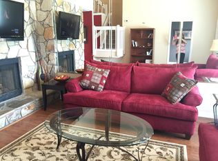 8255 Golf Ridge Dr, Charlotte, NC 28277