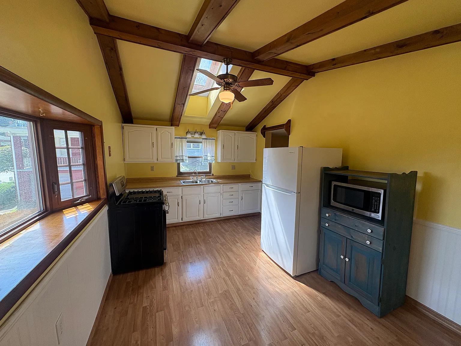 2 bed, 1458 sqft, $1,400 — Photo 4