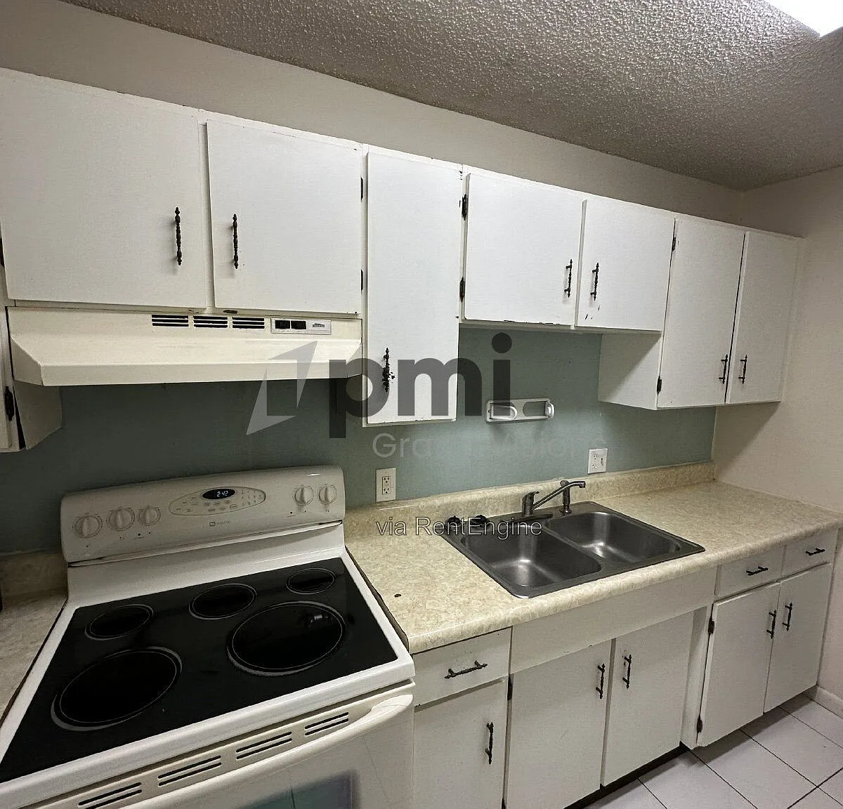 1 bed, 1.0 bath, $801 — Photo 4