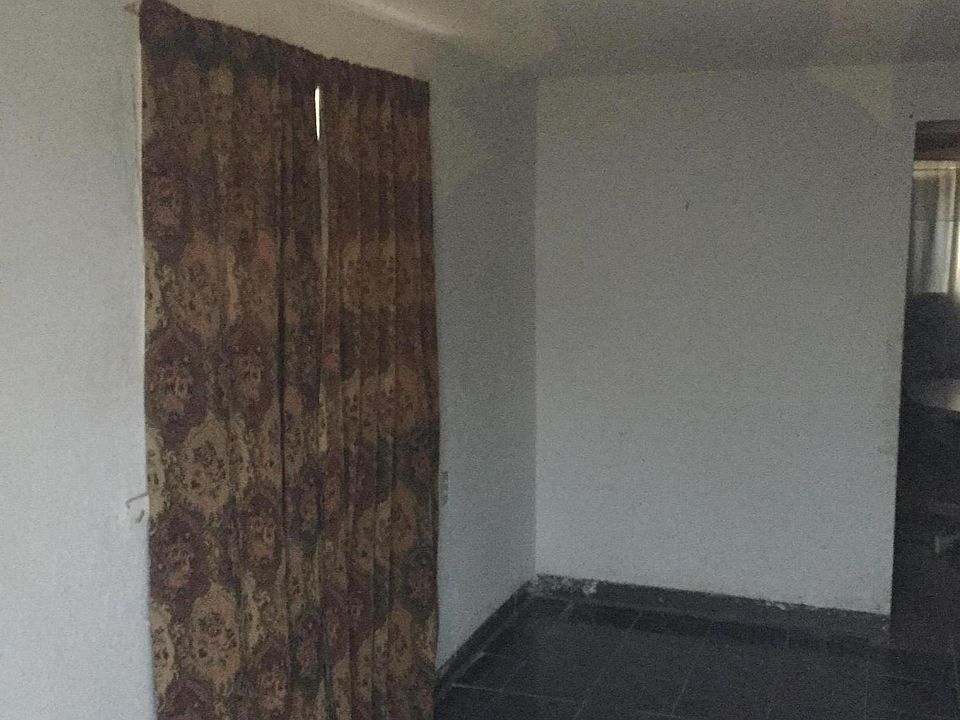 1st image of 466 Rachel Dr