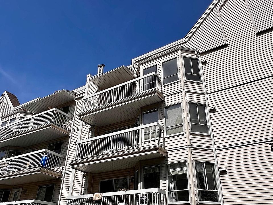 1st image of 9299 121st St #313