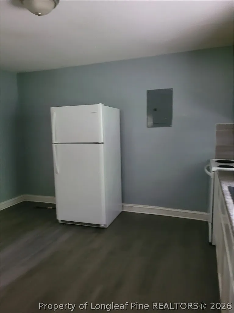 3 bed, 1.0 bath, 1288 sqft, $1,150 — Photo 3