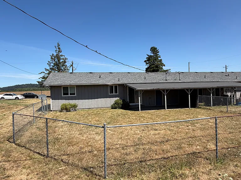 34154 Kamph Dr — Photo 8