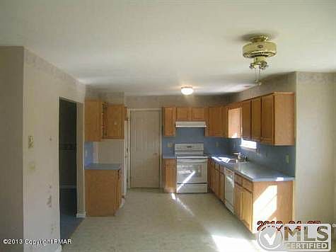 122 TIOGA-MLS-KITCHEN