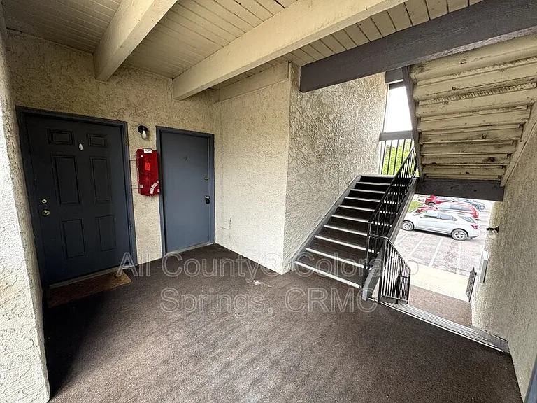 5030 El Camino Dr #4 — Photo 15