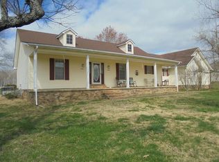 1924 Lone Oak Rd, Paris, TN 38242