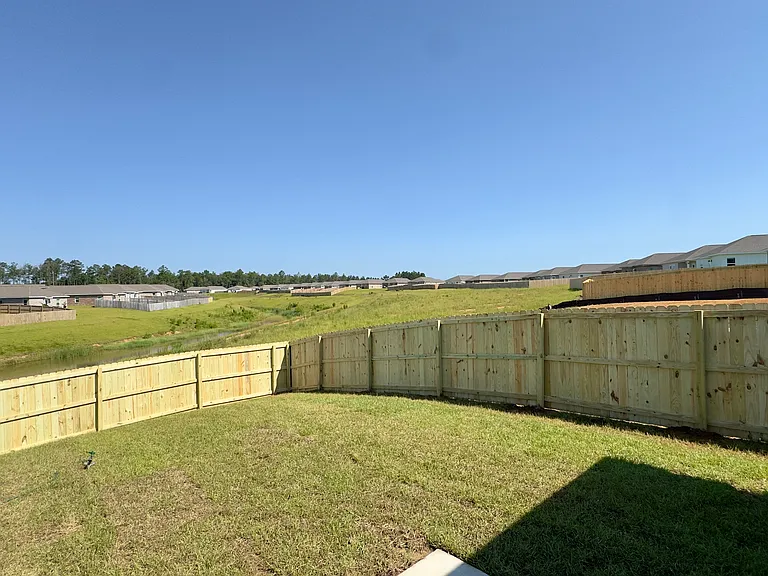 32415 Revere Dr — Photo 14