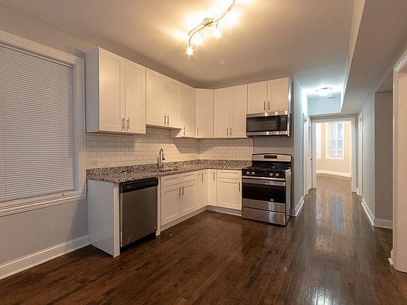 5th image of 2855 N Avers Ave #First