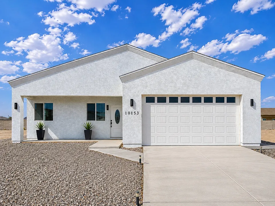 10153 W Wenden Dr