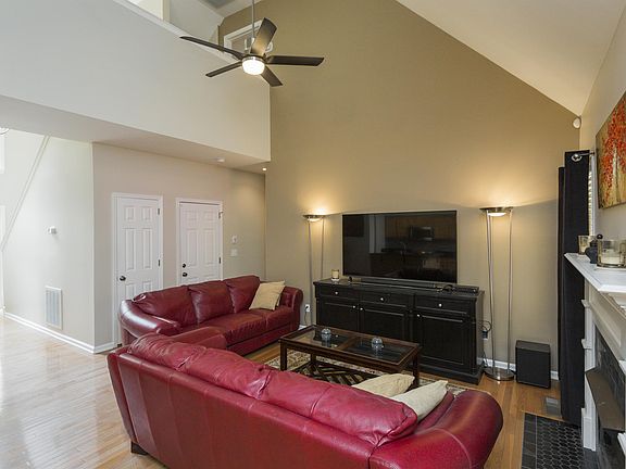 5th image of 2572 Devon Valley Dr