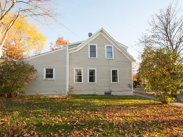 476 Saint Paul St #1 — Photo 4