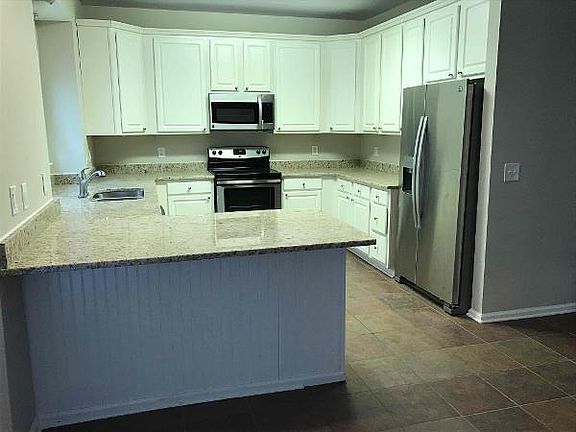5th image of 6416 Vicksburg Ct