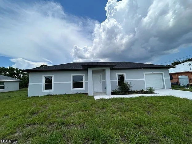 3 bed, 2.0 bath, 1147 sqft, $1,700 — Photo 1