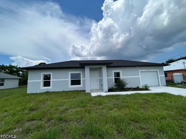 1701 NE 44th Terrace Cpe, Coral, FL 33909
