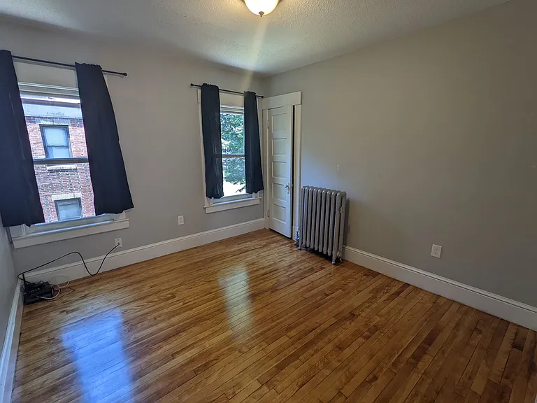 11 Morris St — Photo 13