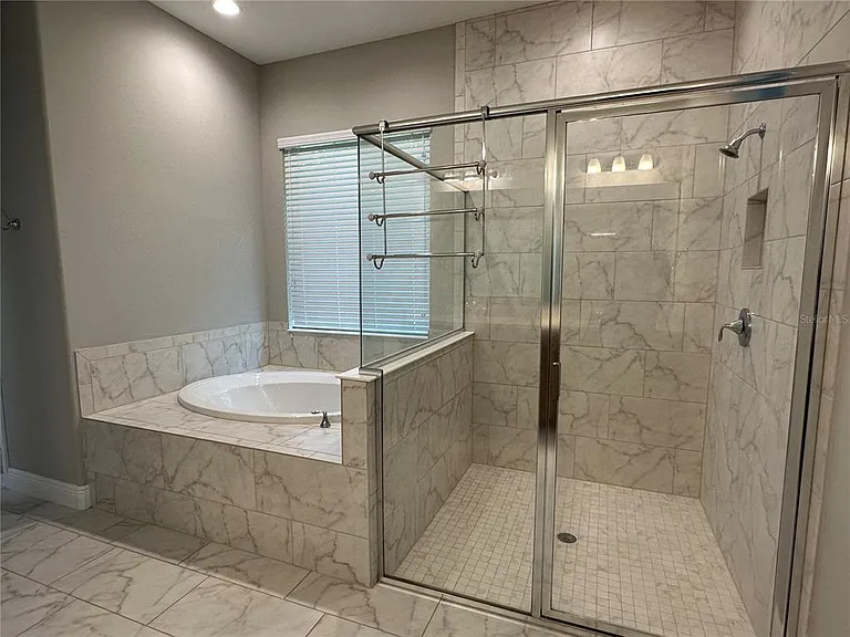 981 Bee Branch Ct — Photo 11