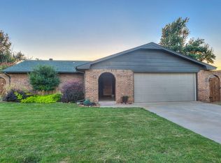 1213 Winnipeg Dr, Yukon, OK 73099