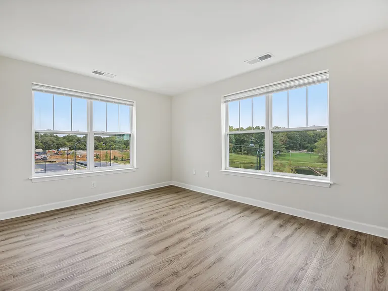 Willow Manor at Cabin Branch (Senior 62+) — Photo 29