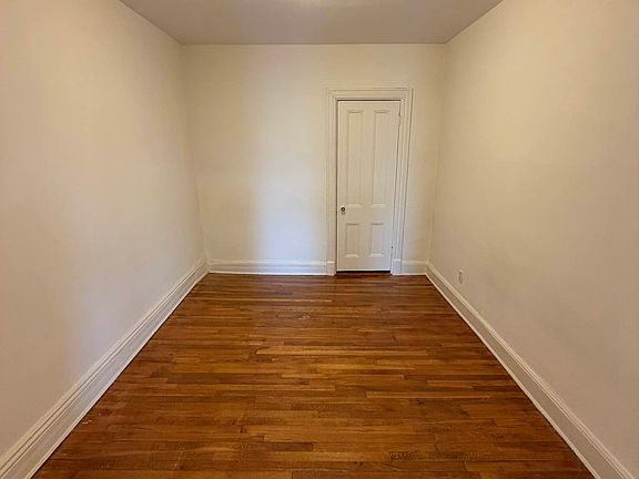 4th image of 532A Henry St #4F