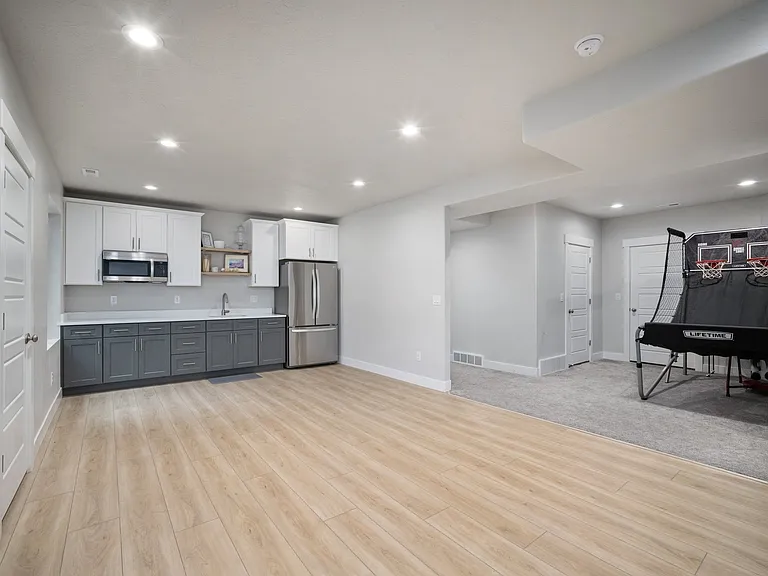 707 W Ridgeline Dr — Photo 14