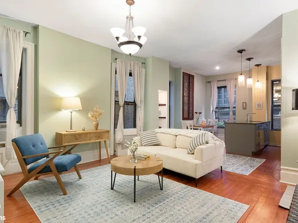 702 W End Ave APT 2B, New York, NY 10025