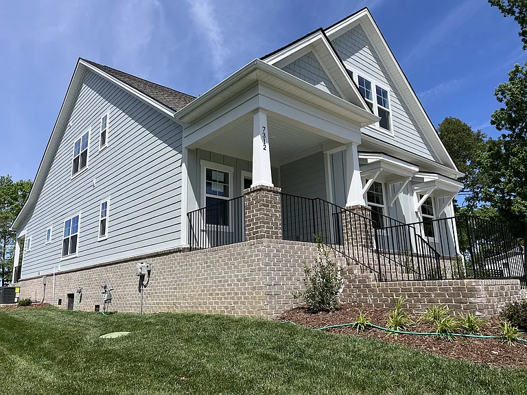 7312 Lake Rd — Photo 1